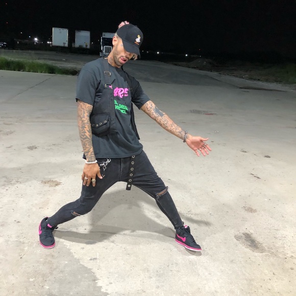 Meet your Posher, Corey - Picture 1 of 1